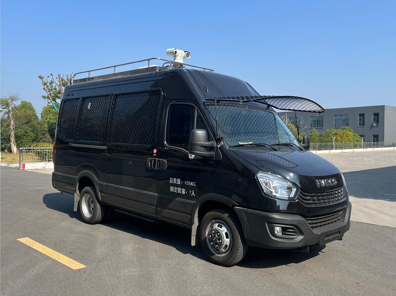 程力牌CL5040XYB6BYS型运兵车